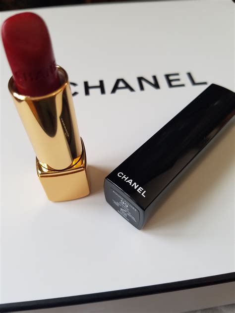 chanel lipstick pirate red